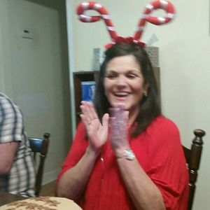 Meet your Posher, Hope